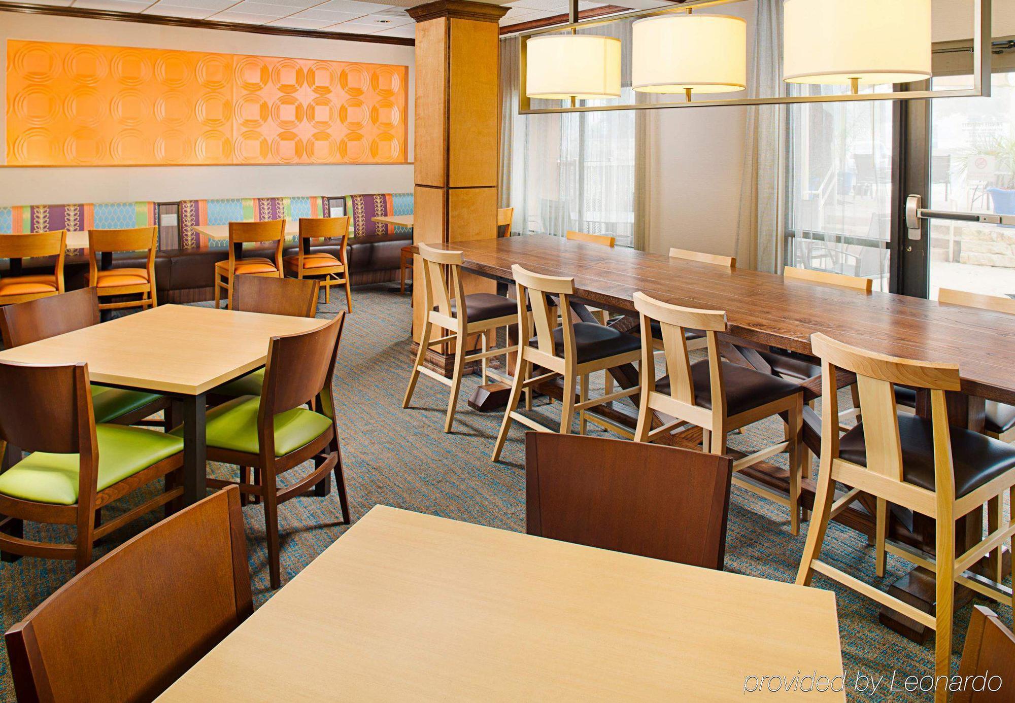 Fairfield Inn & Suites By Marriott San Antonio Seaworld / Westover Hills Luaran gambar